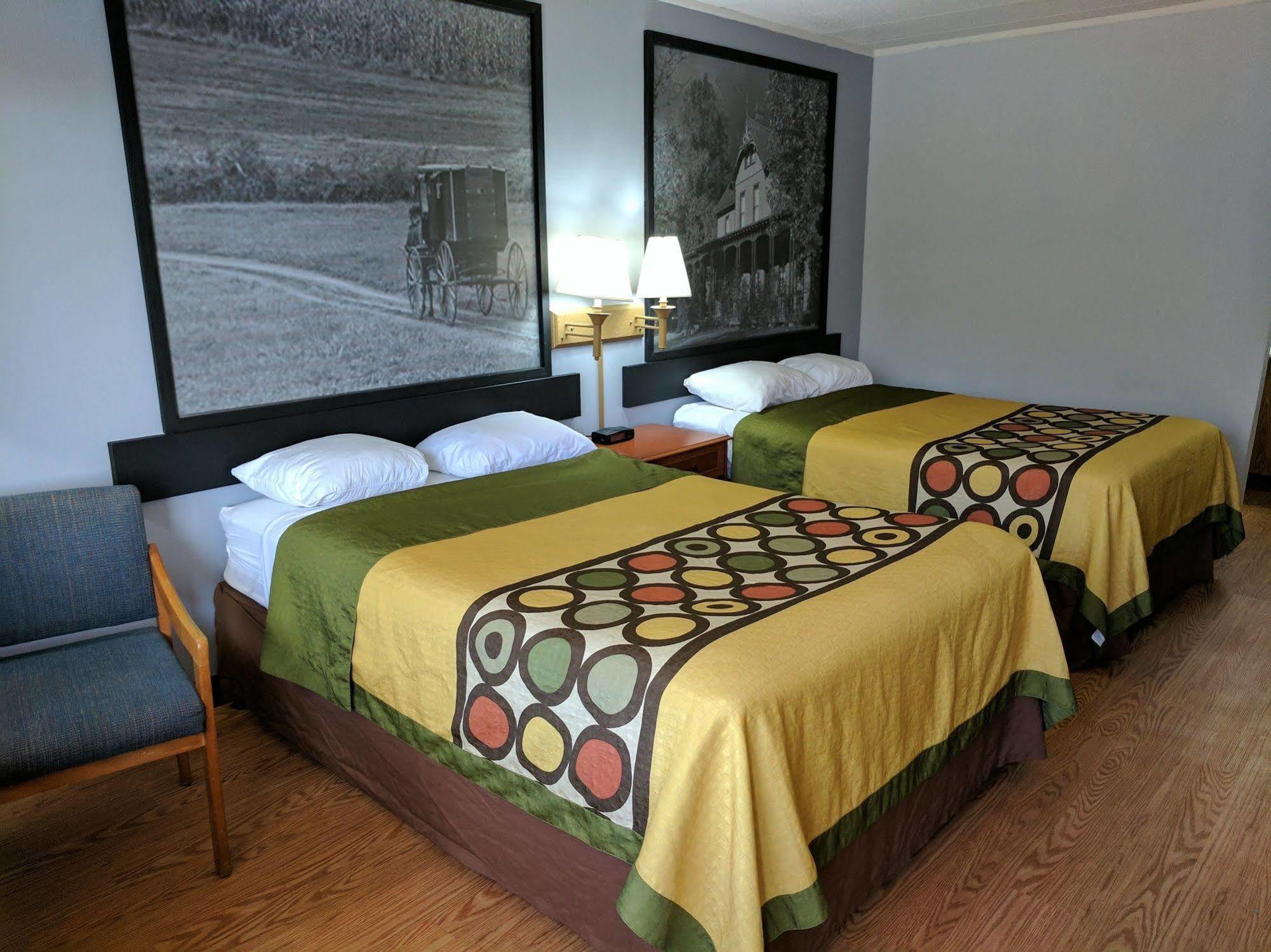 Sprucewood Inn Elyria Eksteriør billede