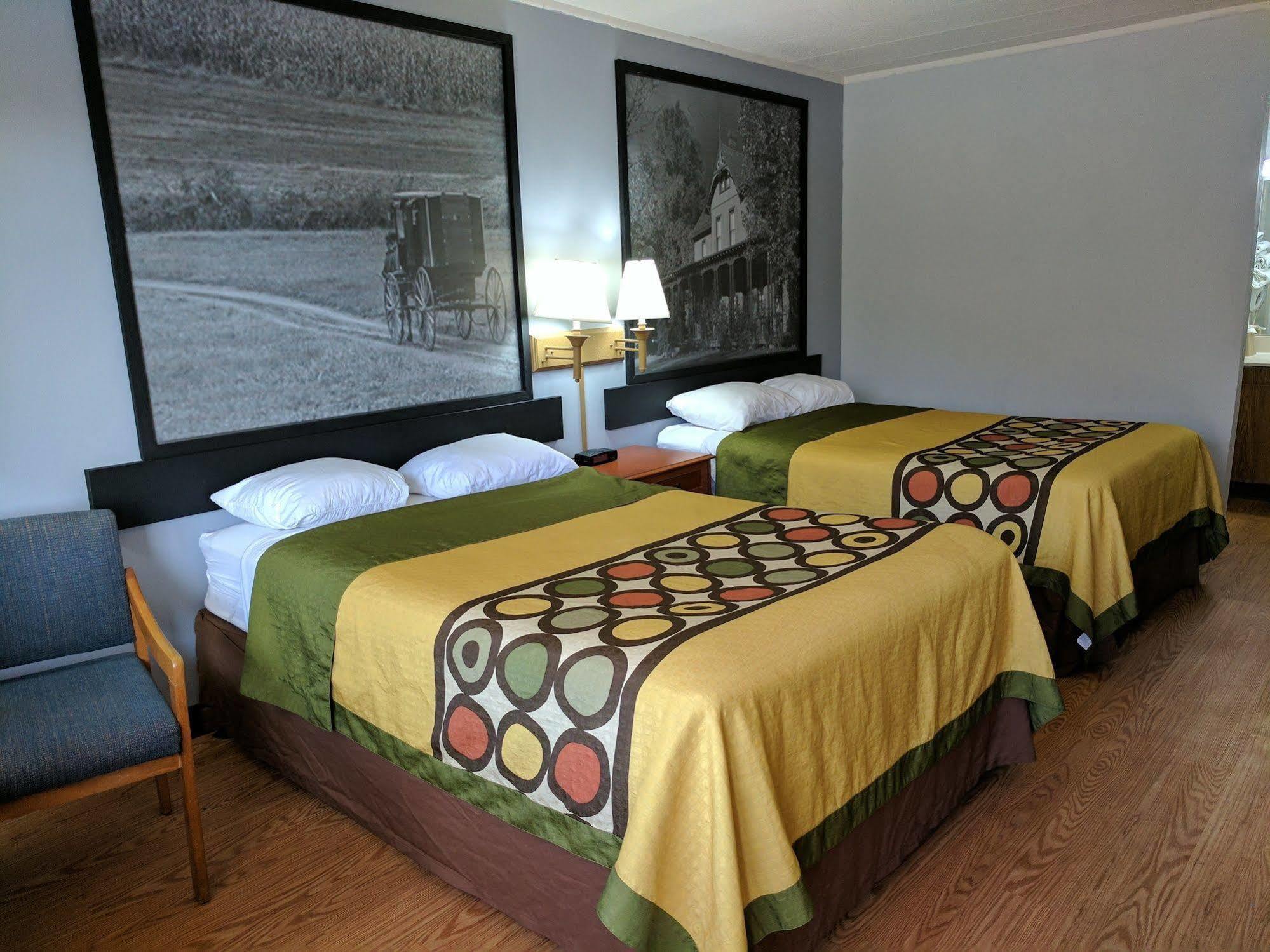 Sprucewood Inn Elyria Eksteriør billede